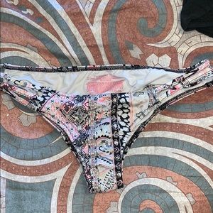 victoria secret cheeky bikini bottoms